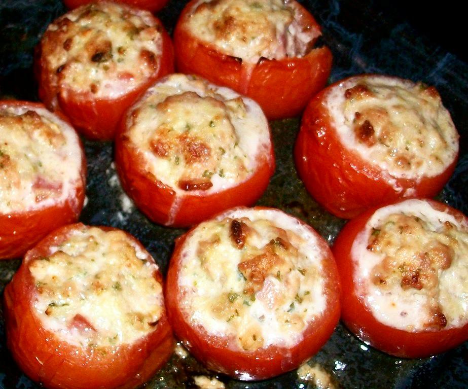 Domate të mbushura greke